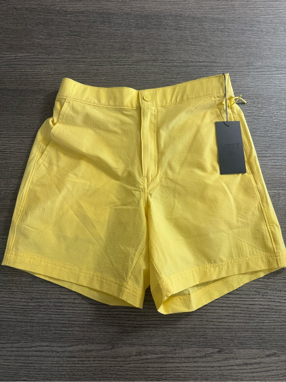 VRST Men’s  Resort Shorts Seersucker 6" Size S Yellow Relaxed Fit